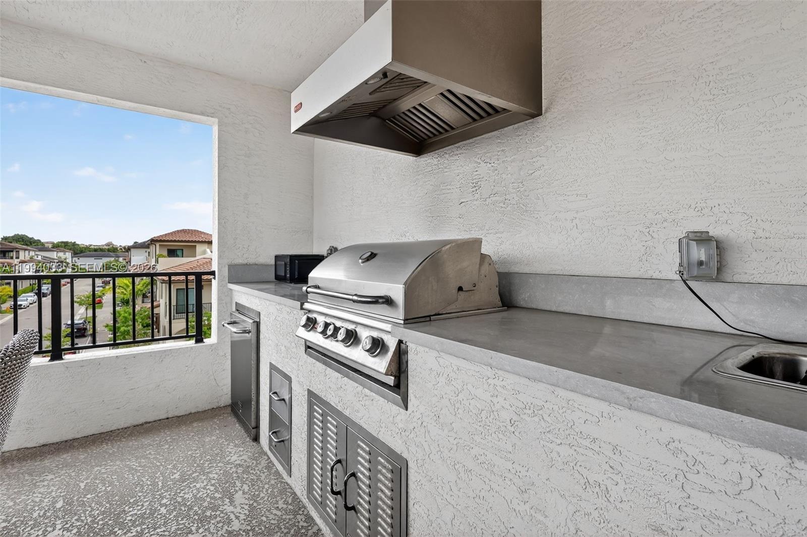 Building Photo - 4740 NW 84th Ave