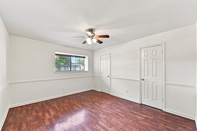 Building Photo - 10715 Wickersham Ln