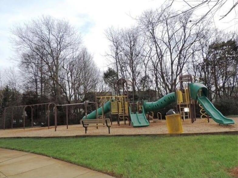 Building Photo - 9302 Winston Hall Ct