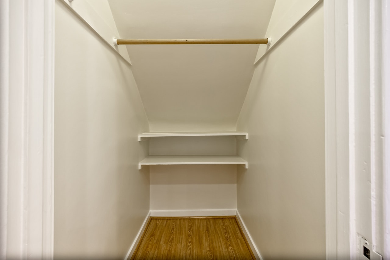 Building Photo - 1244 S Highland Ave