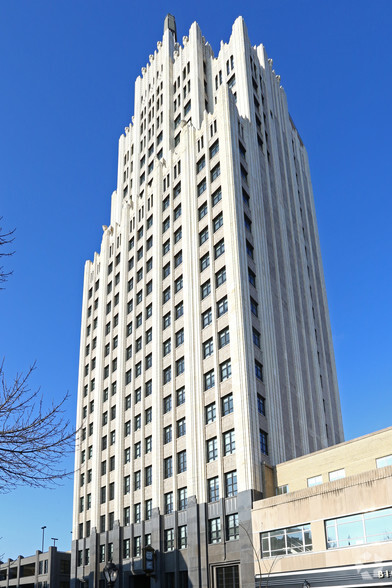 Primary Photo - The Continental Life Building