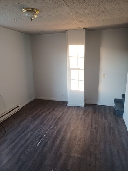 Building Photo - 215 Virginia Ave