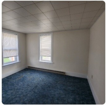 Building Photo - 200 N Market St