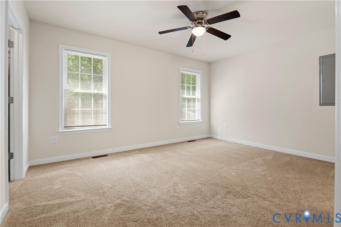 Building Photo - 3867 Perthshire Ln