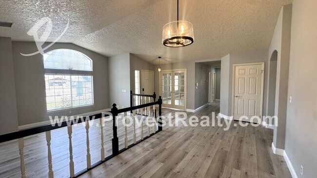 Building Photo - 13858 Rincon Rd