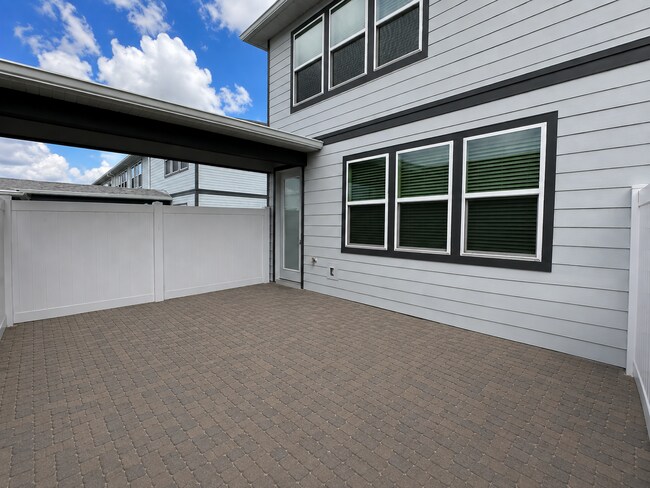 Building Photo - 4544 Orchard View Aly