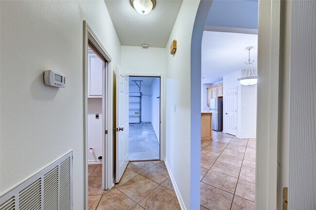 Building Photo - 12959 N Puffin Ln