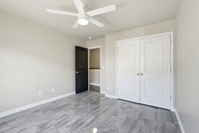 Building Photo - 1843 W 775 N