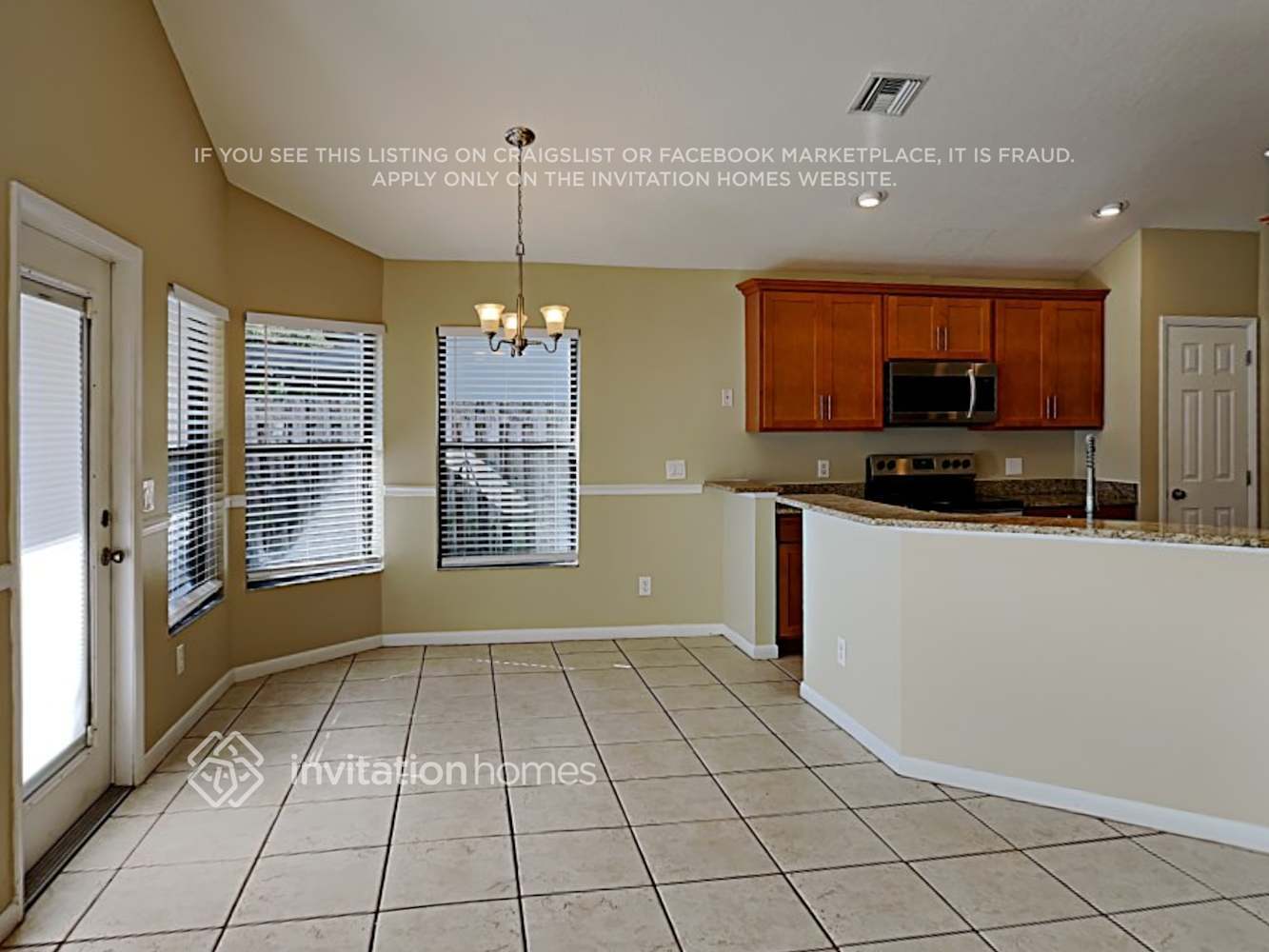 Building Photo - 2992 Pebble Creek St