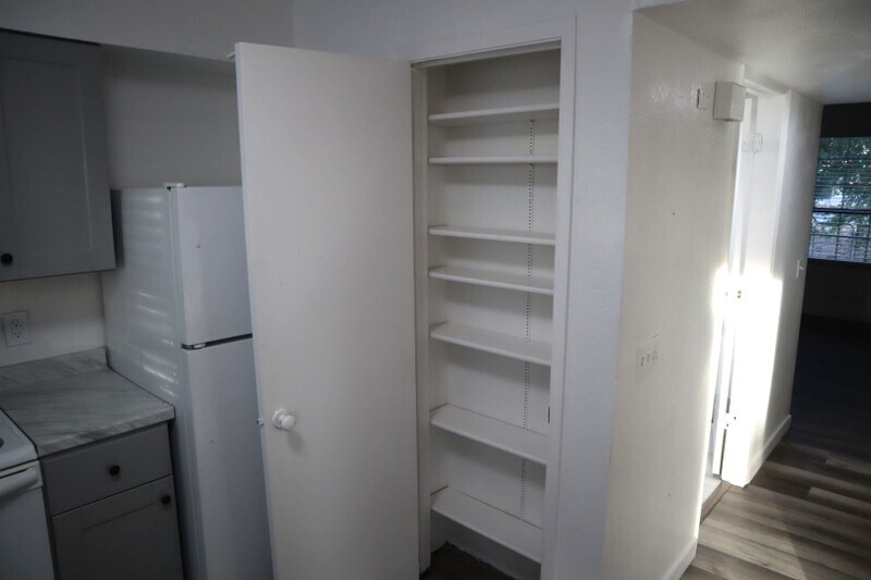 Building Photo - 5622 S 1300 E