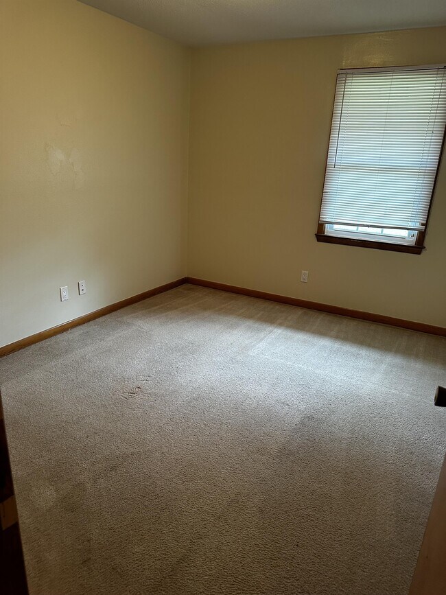 Building Photo - 9 Del Mar Cir