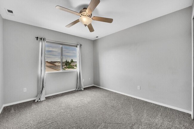 Building Photo - 9811 Carrington Dr