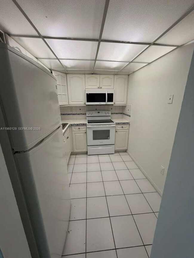 Building Photo - 11750 SW 18th St