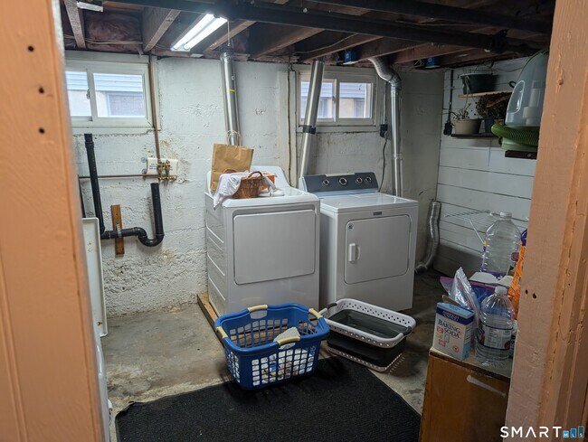 Building Photo - 50 Bretton Rd