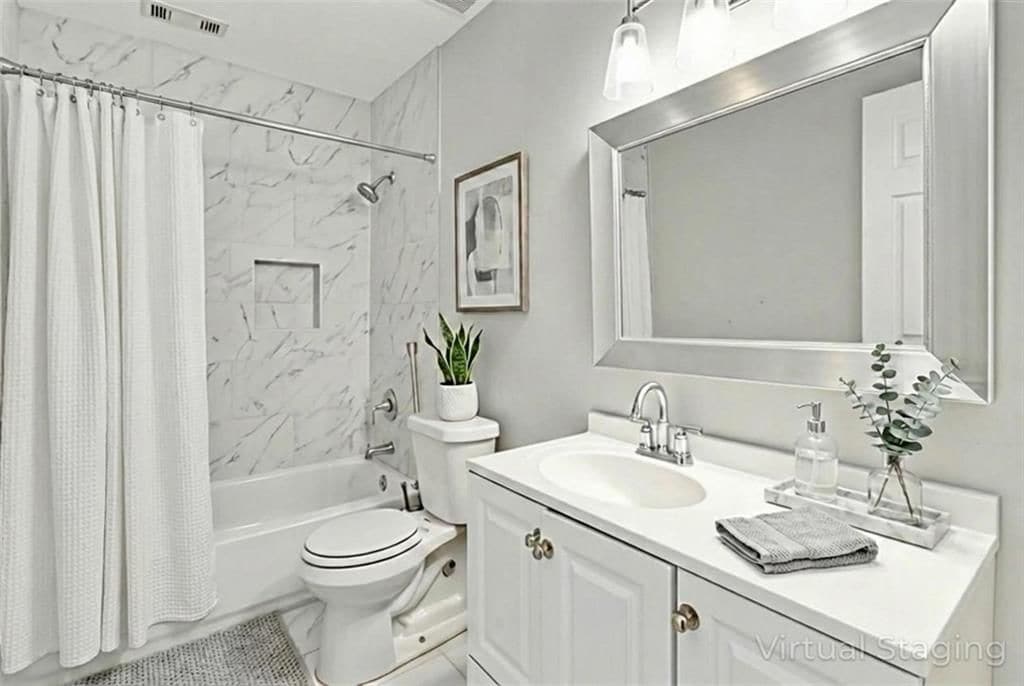 Building Photo - 2119 Tudor Castle Way