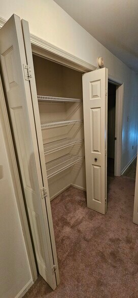 Building Photo - 34 Degas Cir