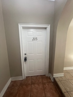 Primary Photo - 133 S Hill St