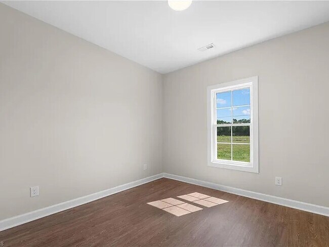 Building Photo - Earn Wealth While Leasing - Like a Homeown...