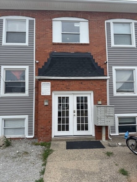 Building Photo - 1625 Brick Kiln Ln