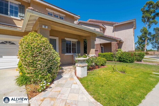 Building Photo - Beautifully Updated 4 Bedroom Single Family Home in Peaceful Glen Willow, West Irvine