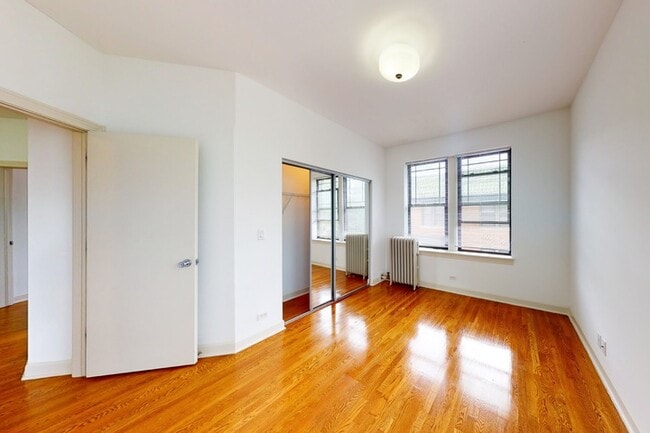 Floorplan - 5326-5336 S. Greenwood Avenue