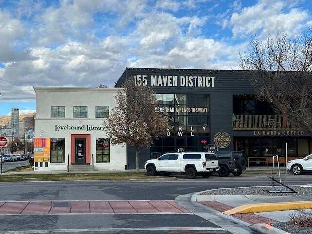 Building Photo - 835 S Edison St