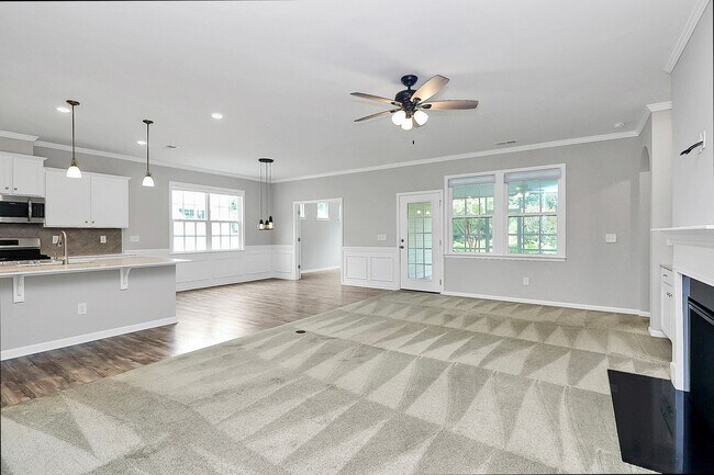 Building Photo - Residential Home located in premier 55+ Gated Community