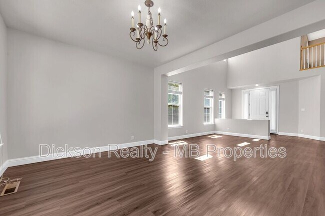 Building Photo - 7117 Heatherwood Dr