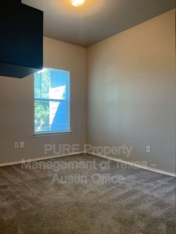Building Photo - 302 Windridge Village Cove