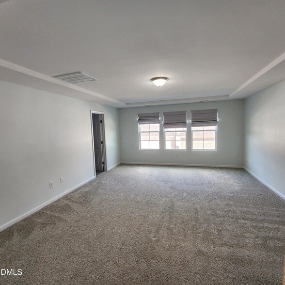 Building Photo - 1424 Southpoint Trl