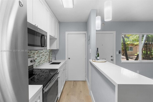 Building Photo - 6330 SW 79th St
