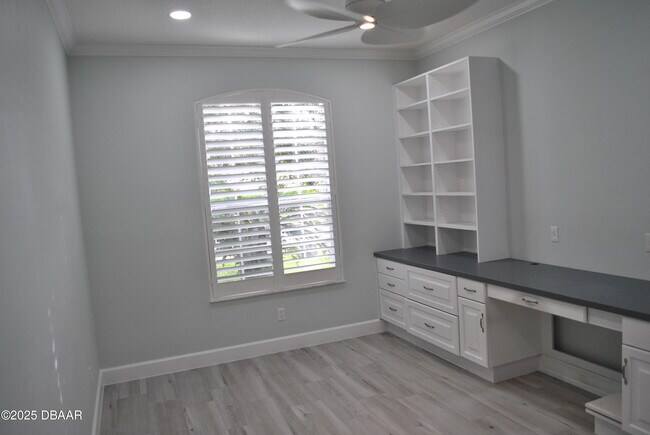 Building Photo - 128 Centennial Park Dr