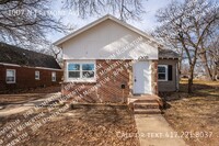 Building Photo - Charming Home in the Heart of Springfield!