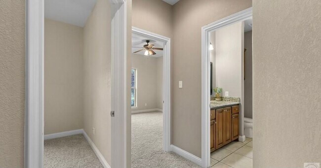 Building Photo - Hidden Acres Home for Lease!