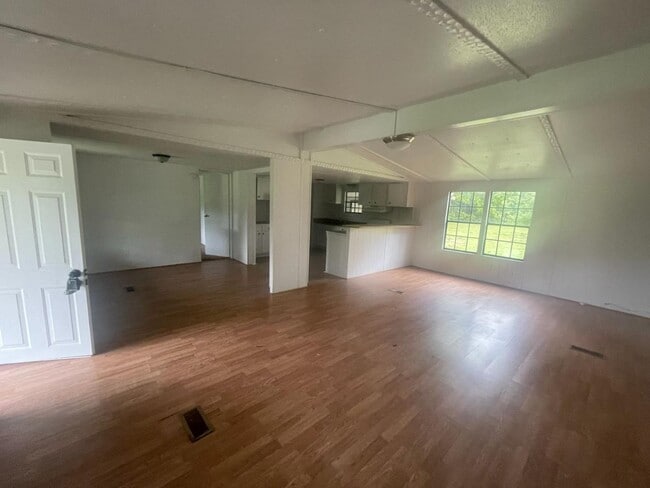 Building Photo - 255 Woodville Heights Cir