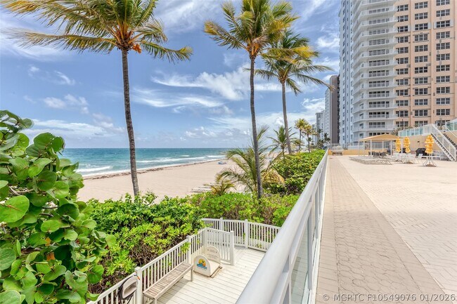 Building Photo - 3900 Galt Ocean Dr