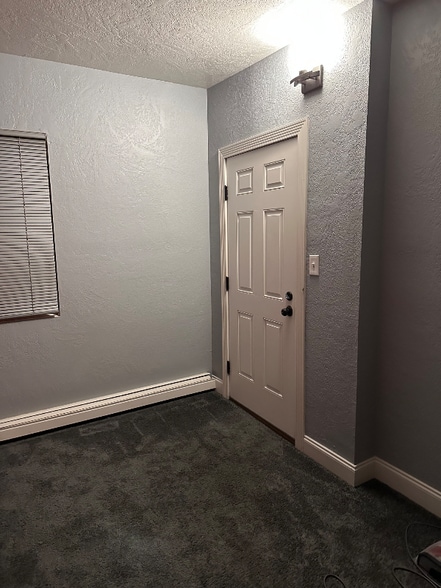 Primary Photo - 1326 7th Ave N