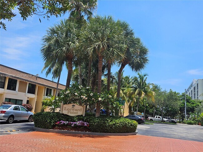 Building Photo - 16446 NE 27th Pl