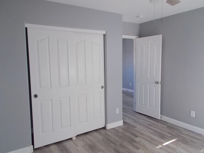 Building Photo - Modern 3-Bedroom Home in Prime Location wi...