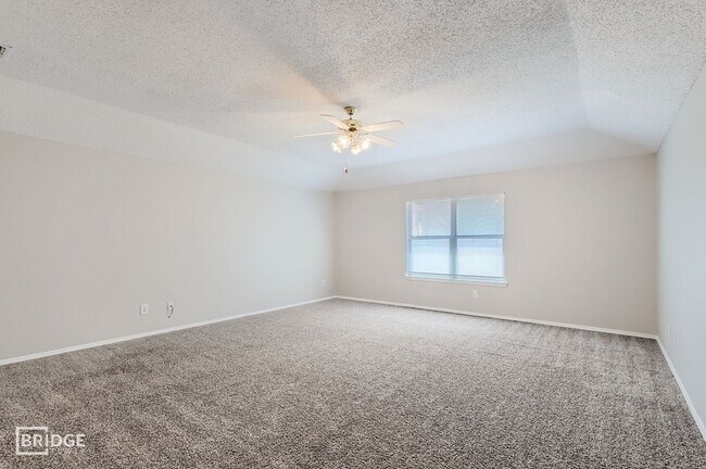 Building Photo - 1507 Walnut Ridge Dr