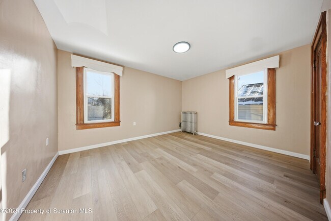 Building Photo - 1312 N Washington Ave