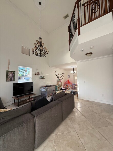 Building Photo - 2807 SW 145th Ave