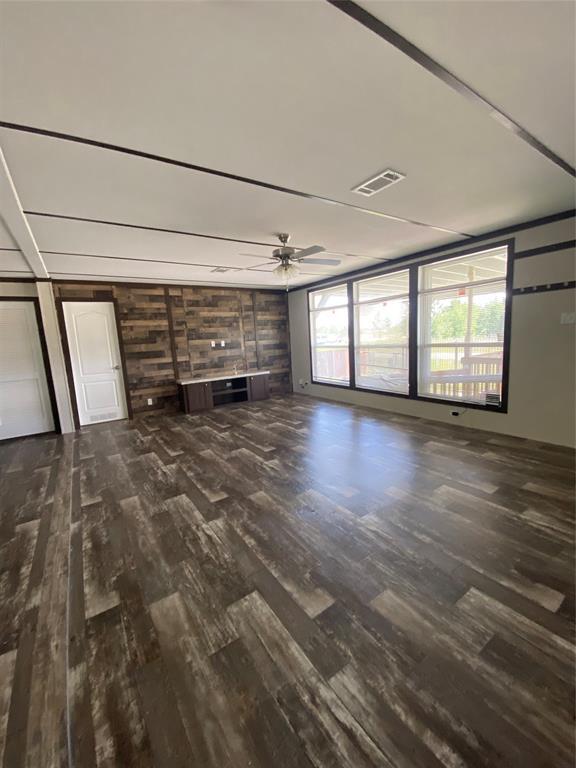 Building Photo - 304 Rd 5242