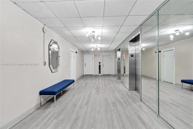 Building Photo - 4747 Collins Ave