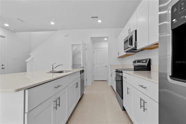 Building Photo - 3396 Lapis Lk Dr