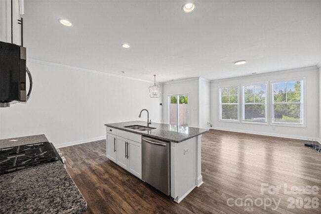 Building Photo - 1093 Chicory Trce