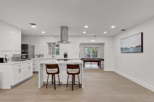 Building Photo - 3325 SW 127th Ave