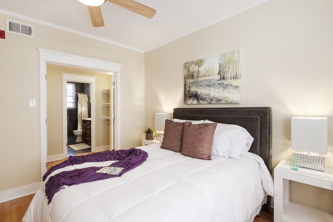 Building Photo - Pastorius Court