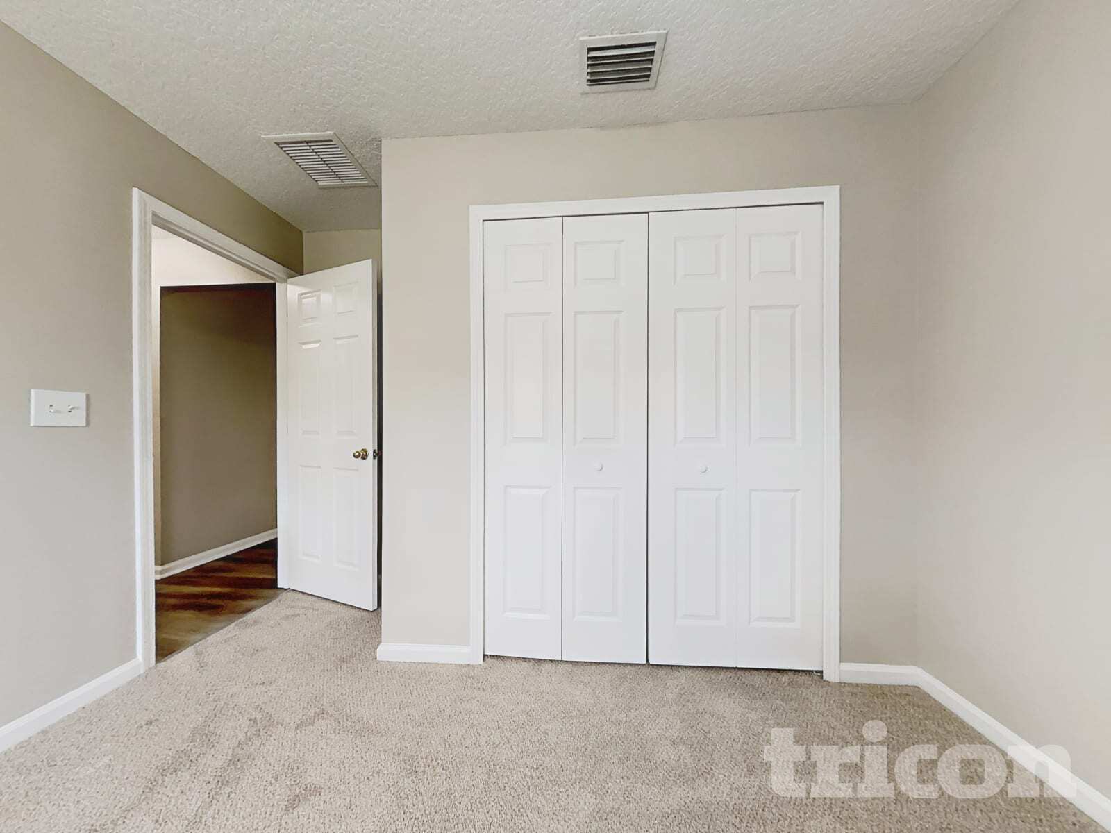 Building Photo - 13730 Fish Eagle Dr W