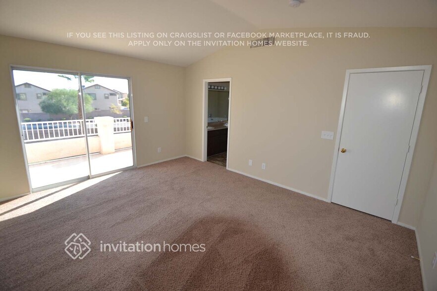Building Photo - 3608 Russian Olive St